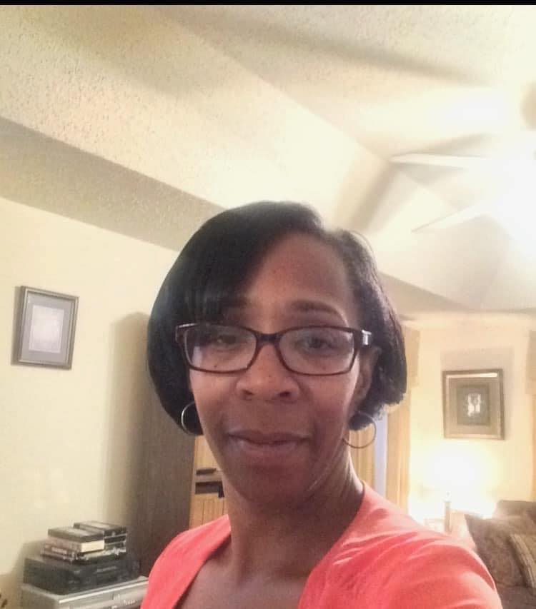 Cruise Brothers Travel Agent Carolyn Cox